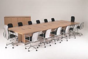 folding-boardroom-table-in-oak